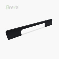 РУЧКА ДЛЯ МЕБЛІВ BRAVO BRICK/ 192, ЧОРНА